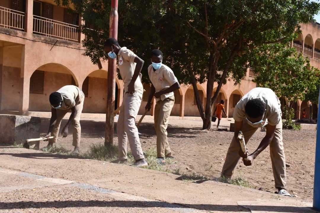 404471915_736498508517106_8344535385505887683_n